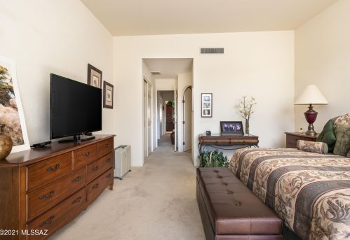 900 Camino Corrida, Tucson AZ 85704-7652 exterior