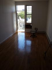 470 Bushwick Ave, Brooklyn NY  11206-4607 exterior