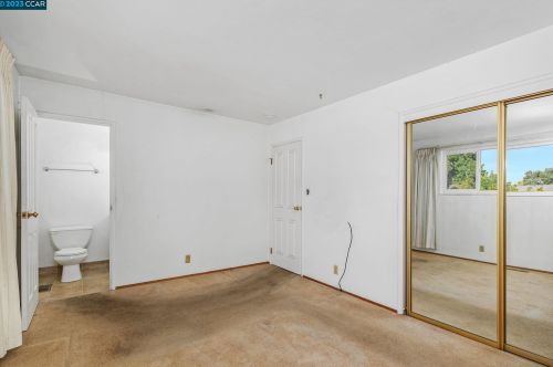 3948 Majestic Dr, Concord CA  94519-1214 exterior