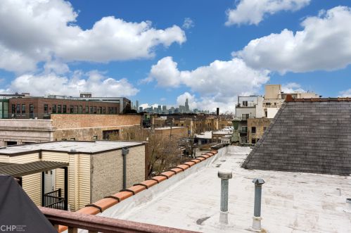 1636 Melrose St, Chicago IL 60657-1002 exterior