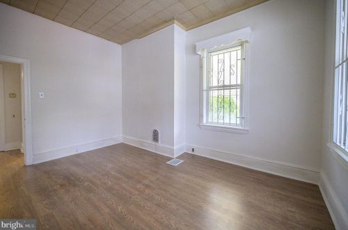 5435 American St, Philadelphia PA 19140-5726 exterior