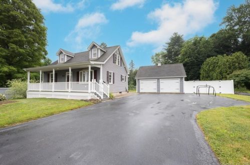 310 Main St, Meriden CT 06450-6047 exterior