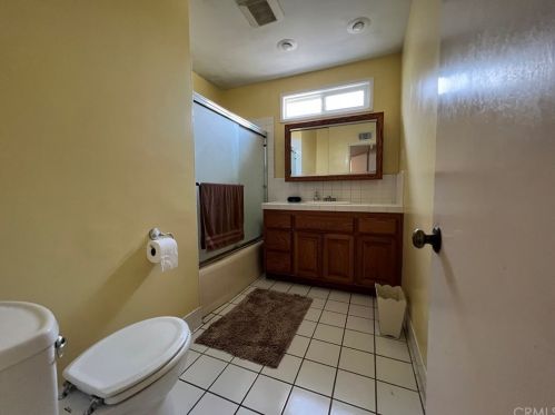 10012 Faywood St, Bellflower CA 90706-3306 exterior