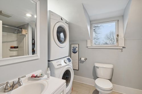 1936 Portage St, Kalamazoo MI 49001-5153 exterior