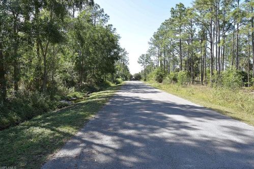 3936 29 Ave, Naples FL 34120-4496 exterior