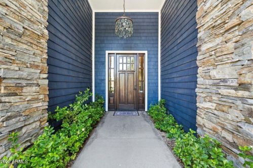 7319 6th Pl, Phoenix, AZ 85020-4913