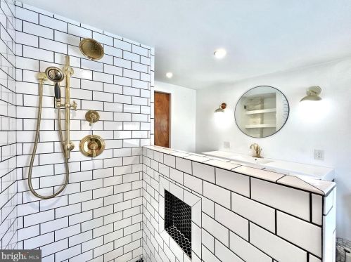 2548 Cedar St, Philadelphia PA 19134-4517 exterior