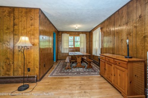 14 Roosevelt Ave, Morganville NJ 07751-9724 exterior