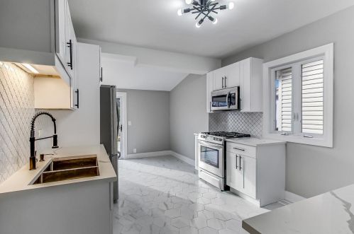 6507 Raven St, Chicago IL  60631-2517 exterior