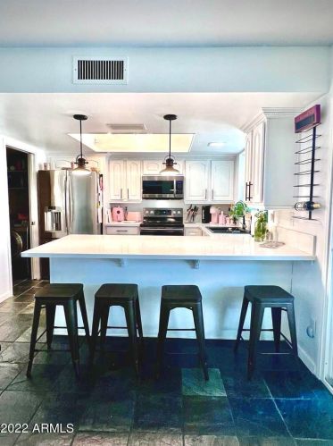 2451 Emile Zola Ave, Phoenix AZ 85032-6225 exterior