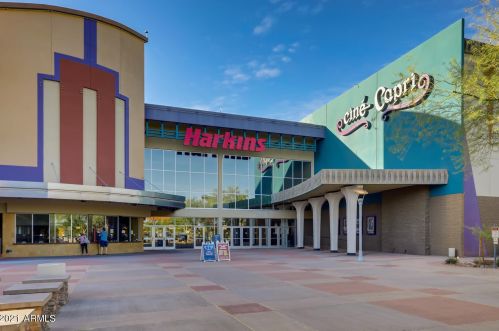 17850 68th St, Phoenix AZ  85054-9100 exterior