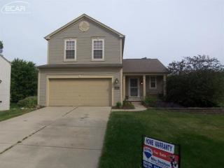 6487 Crestview Dr, Holly, MI 48442-8437