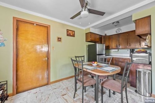 29 Webb Pl, Hasbrouck Heights NJ exterior