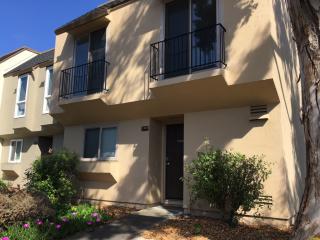 1149 Camino Del Valle, Alameda, CA 94502-6845