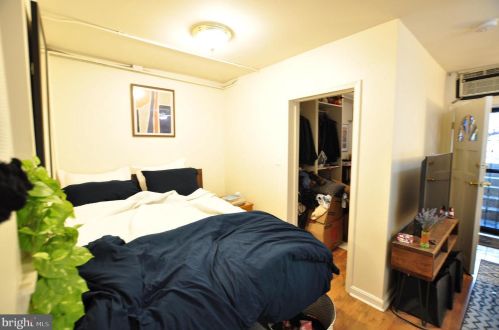 1904 Calvert St, Washington DC 20008-2665 exterior