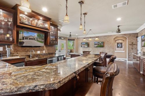 13409 Coleto Creek Trl, Austin TX 78732-2072 exterior