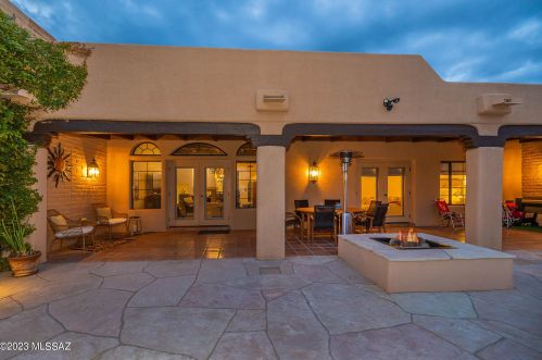 6730 Chapultapec Cir, Tucson AZ  85750-1001 exterior