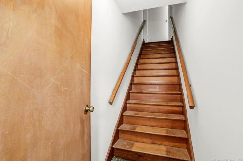 60 Stuart Ave, Norwalk CT 06850-3131 exterior