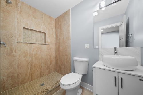 5650 Bishop St, Chicago IL  60636-1316 exterior