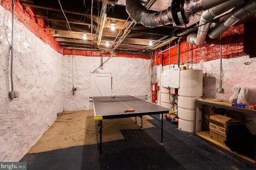 441 Nevin St, Lancaster PA  17603-3360 exterior