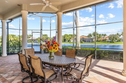 7534 Hogan Ct, Naples FL 34113-3055 exterior