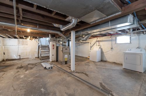 3510 Burdick St, Kalamazoo MI 49001-6126 exterior