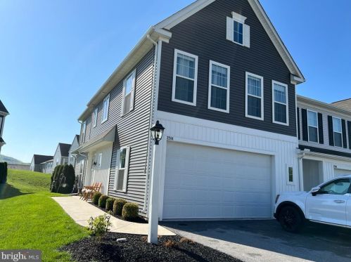 2244 Red Fox Dr, Hummelstown PA  17036 exterior