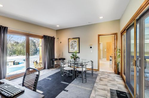 322 Kenmore Ave, Elmhurst IL 60126-3518 exterior