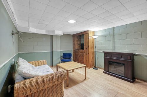 1322 Cleveland Ave, Saint Paul MN 55116-2653 exterior