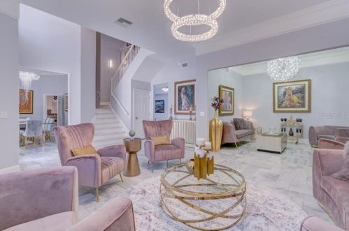 2819 Safe Hbr Dr, Tampa FL 33618-4538 exterior