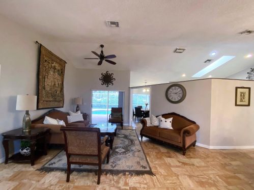 450 53rd St, Boca Raton FL  33487-3749 exterior