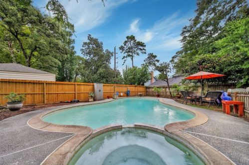 5418 Upper Lk Dr, Humble TX 77346-1966 exterior