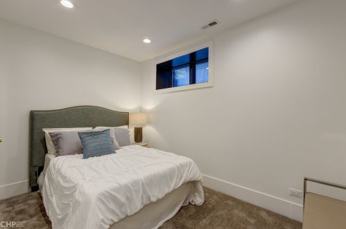 2637 Mozart St, Chicago IL  60647-1739 exterior