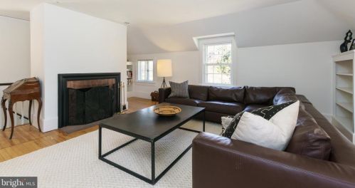 91 Edgerstoune Rd, Princeton NJ 08540-6746 exterior