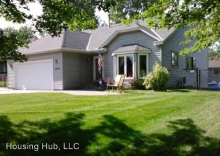 7584 Upper 17th St, Saint Paul MN  55128-5543 exterior