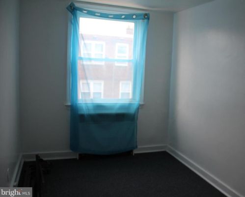 7115 Castor Ave, Philadelphia PA 19134-1502 exterior