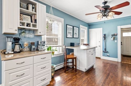 101 Broadway, Salem MA 01970-4506 exterior