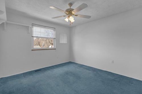 109 Darnley Dr, Moon Twp PA 15108-9752 exterior