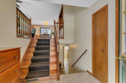 302 10 St, Sartell MN 56377-1170 exterior