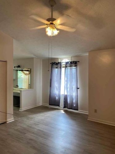 5326 Winslow Xing, Lithonia GA  30038-1147 exterior