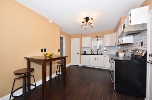 8006 Lisbon Ave, Milwaukee WI 53208-2052 exterior