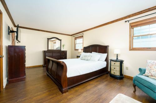 3020 Kalarama Ave, Kalamazoo MI 49024-2383 exterior