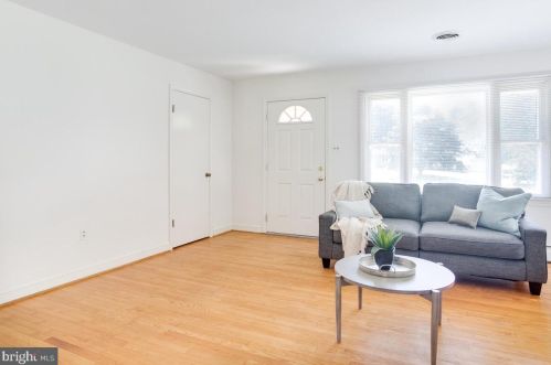 1002 Cliftonbrook Ln, Silver Spring MD 20905-3709 exterior