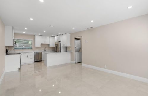 301 12th Ave, Boynton Beach, FL 33435-6031