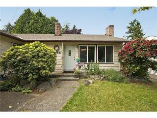 10253 2nd Ave, Seattle WA  98146-1559 exterior