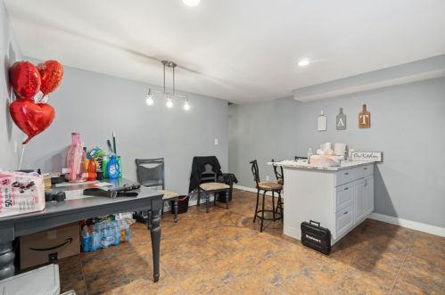 1808 Baldauf St, Pittsburgh PA 15203-1603 exterior