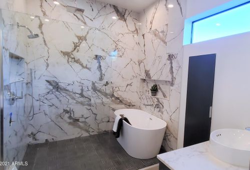 4214 41 St, Phoenix AZ 85032-6711 exterior