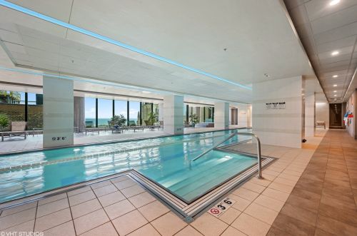 60 Monroe St, Chicago IL 60603-2758 exterior