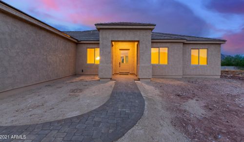 44829 3 St, Phoenix AZ 85004-2071 exterior