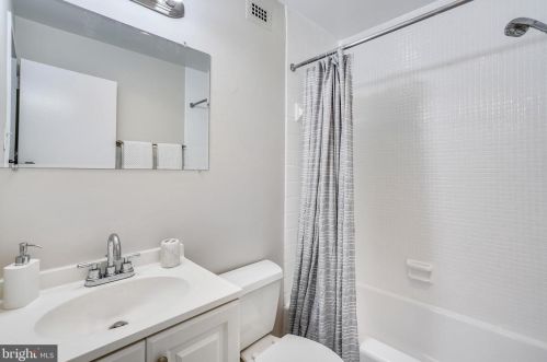 1900 Lyttonsville Rd, Silver Spring MD  20910-2260 exterior